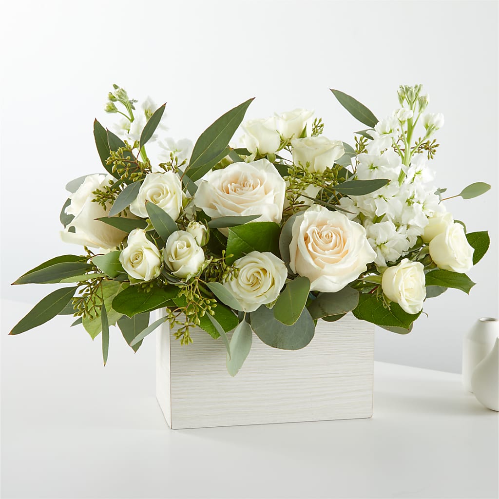 Fresh Linen Box Bouquet – Decor Flowers And Events, Katy TX