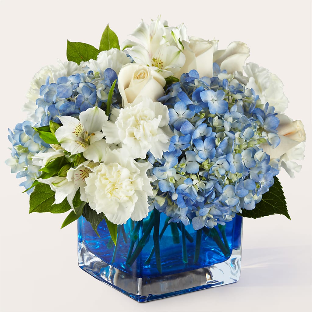 Soothing Waters Bouquet – Decor Flowers And Events, Katy TX