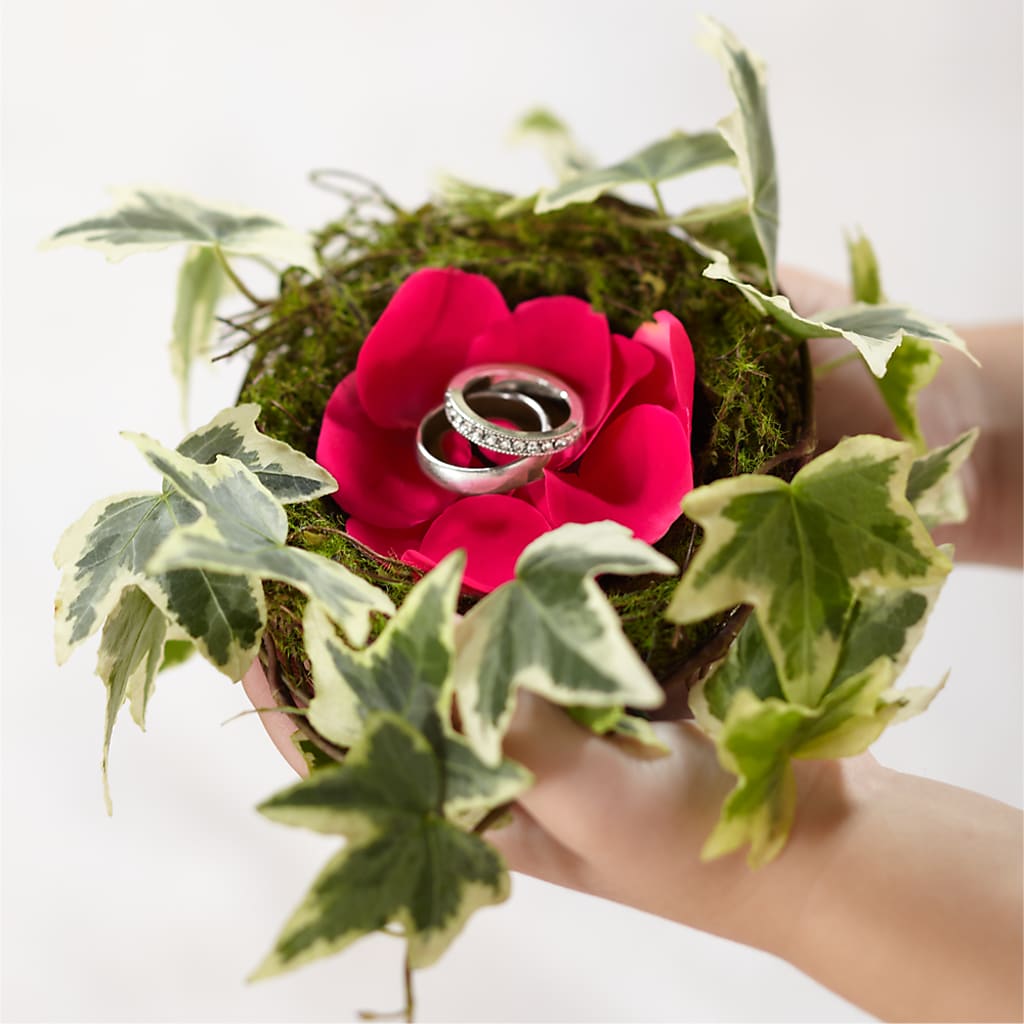 Lila Rose Ring Nest – Decor Flowers And Events, Katy TX
